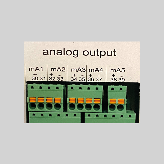 5 x analog udgang (0-20/4-20mA)